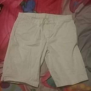 White cacie shorts